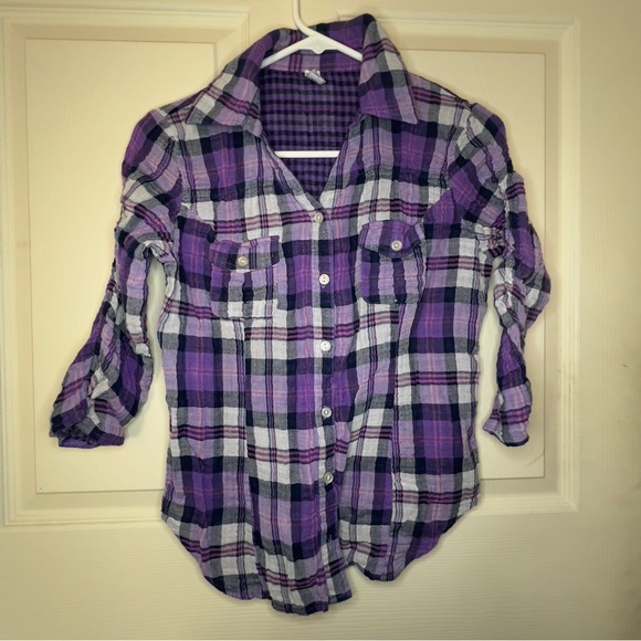 ‼️2/10‼️Quarter sleeve button plaids - Picture 1 of 4